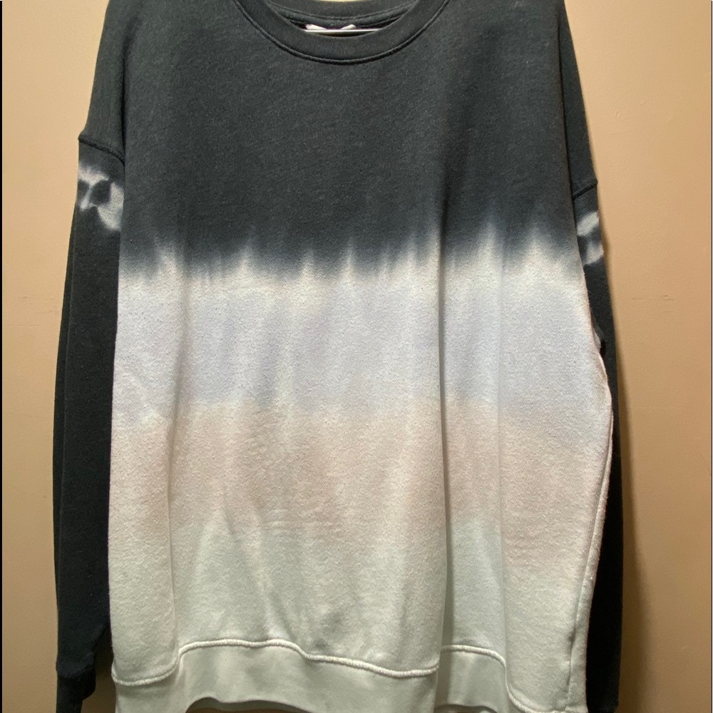 AEO sweater